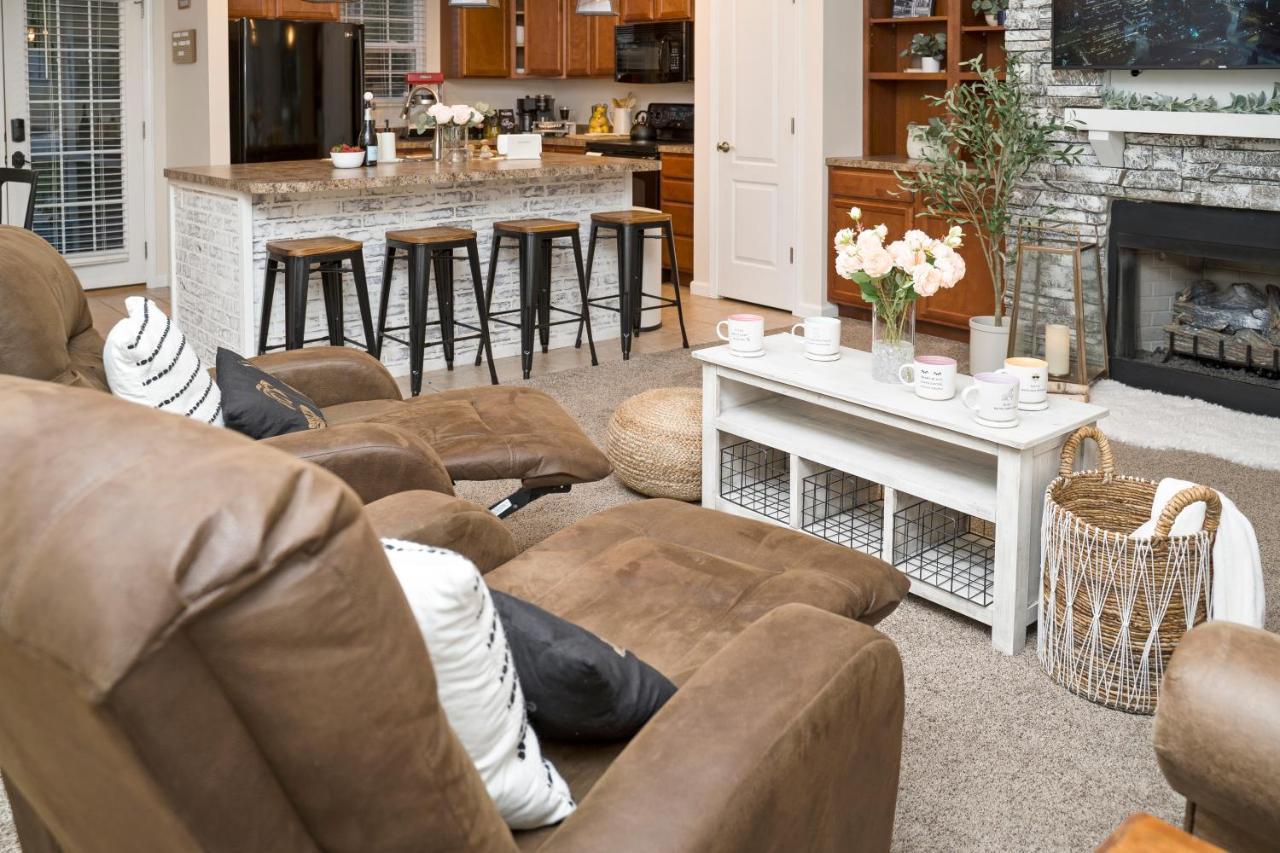 비둘기 포지 Luxe Quiet Townhouse W/Parking/Pool/By Dollywood 빌라 외부 사진